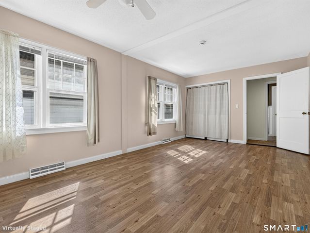 3 Brookside Avenue, Old Lyme, CT 06371