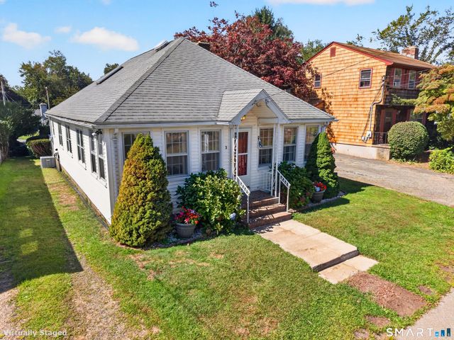 3 Brookside Avenue, Old Lyme, CT 06371