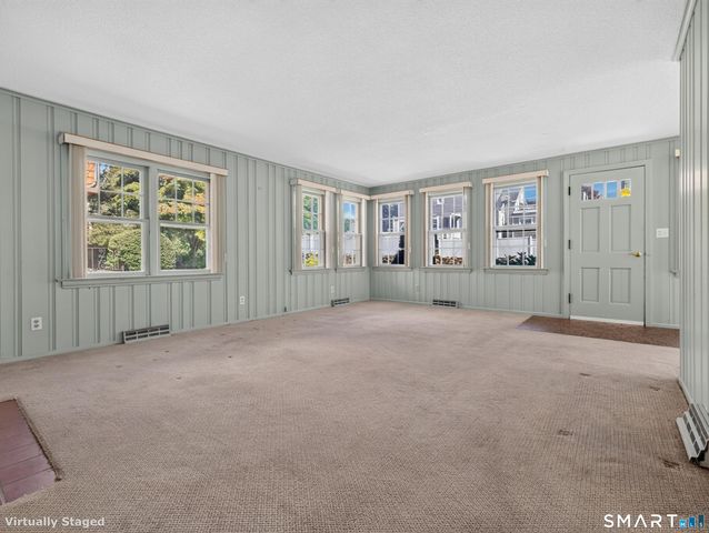 3 Brookside Avenue, Old Lyme, CT 06371