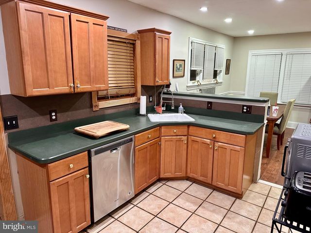 1824 ROBERTA AVE, Abington, PA 19001