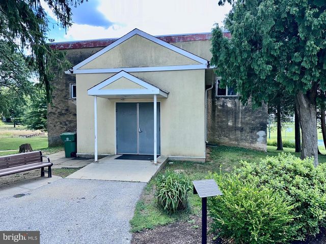 1824 ROBERTA AVE, Abington, PA 19001