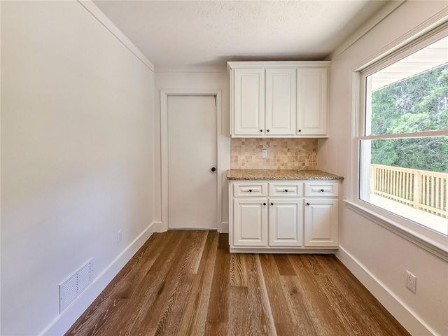 3332 Oak Grove Road, Loganville, GA 30052