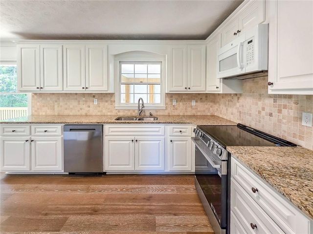 3332 Oak Grove Road, Loganville, GA 30052