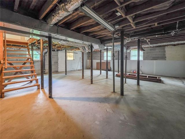3332 Oak Grove Road, Loganville, GA 30052