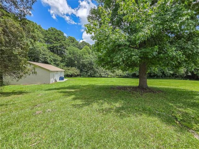 3332 Oak Grove Road, Loganville, GA 30052
