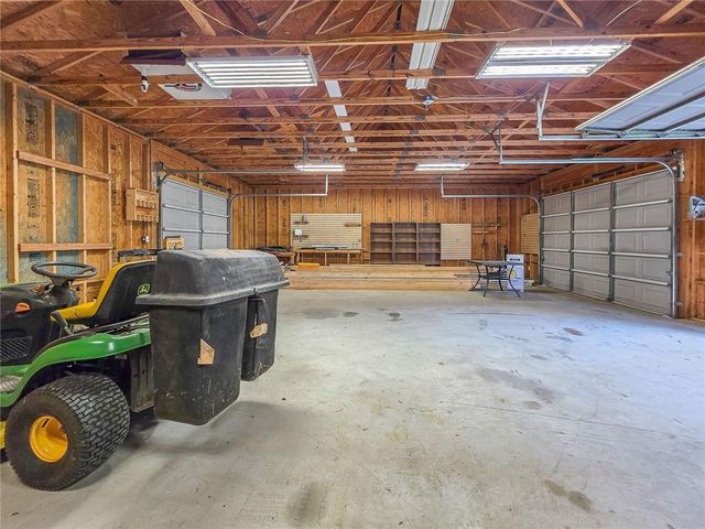 3332 Oak Grove Road, Loganville, GA 30052