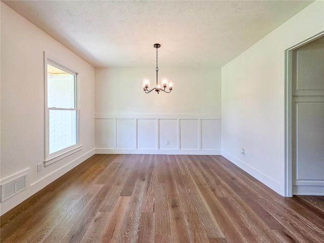 3332 Oak Grove Road, Loganville, GA 30052