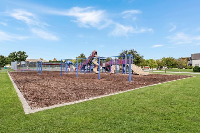 25226 Balmoral Drive, Shorewood, IL 60404