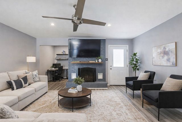 304 Johnston Boulevard, Waxahachie, TX 75165