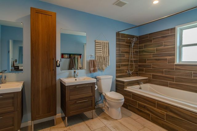 304 Johnston Boulevard, Waxahachie, TX 75165