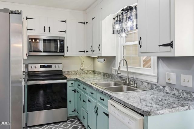 1016 Indianhead Circle, Snow Hill, NC 28580