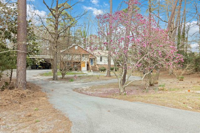 1016 Indianhead Circle, Snow Hill, NC 28580