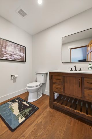3 Slopeside Road, Dover, VT 05356