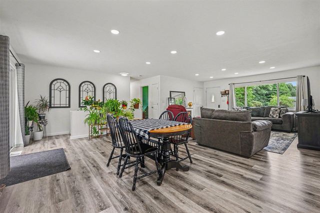 1100 Orchard Drive, Three Rivers, MI 49093