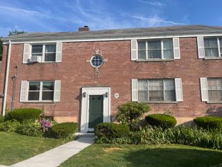 21 Standish Road 10D1, Stamford, CT 06902