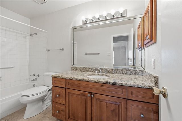 5642 Cedar Creek Drive, Benbrook, TX 76109