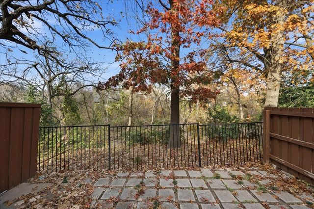 5642 Cedar Creek Drive, Benbrook, TX 76109