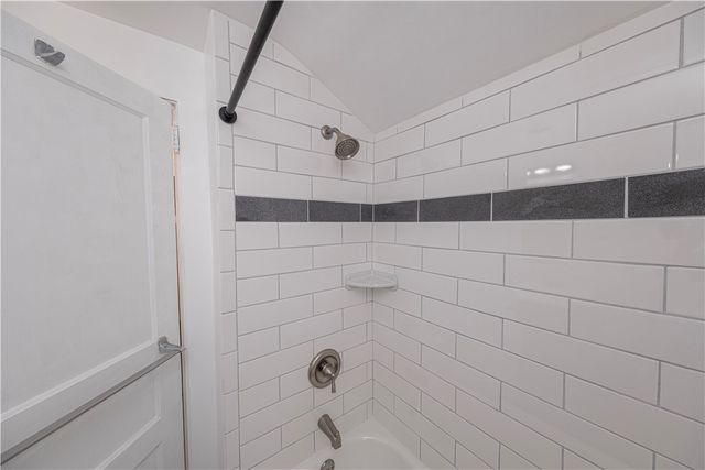 215 Houston Rd, Ross Twp, PA 15237