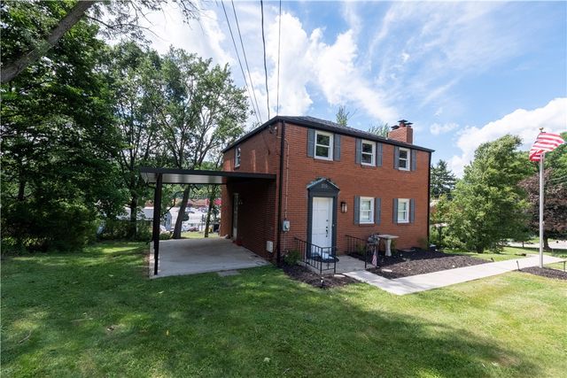 215 Houston Rd, Ross Twp, PA 15237