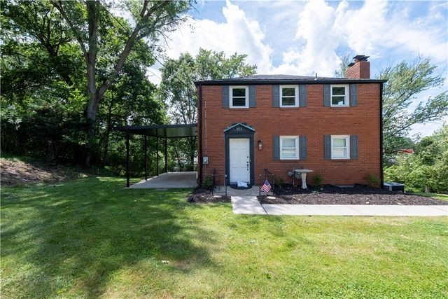 215 Houston Rd, Ross Twp, PA 15237
