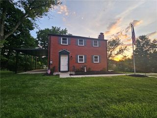 215 Houston Rd, Ross Twp, PA 15237