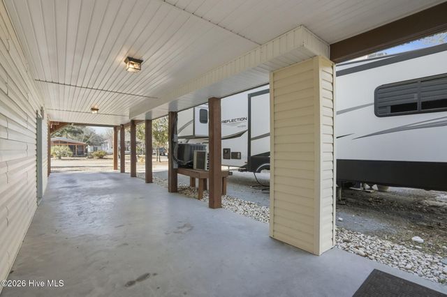 140 NE 18th Street, Oak Island, NC 28465