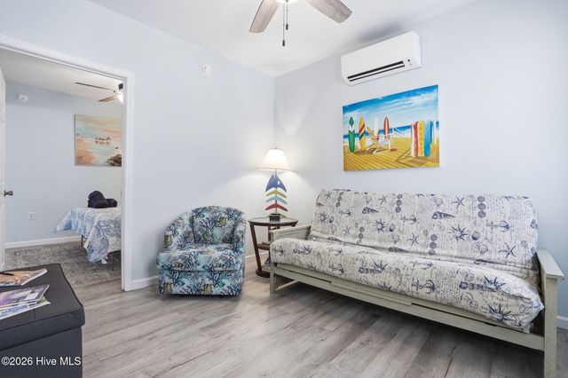 140 NE 18th Street, Oak Island, NC 28465