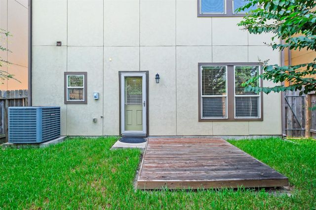 12255 Oxford Crescent Circle, Houston, TX 77082