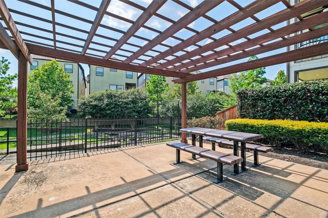 12255 Oxford Crescent Circle, Houston, TX 77082