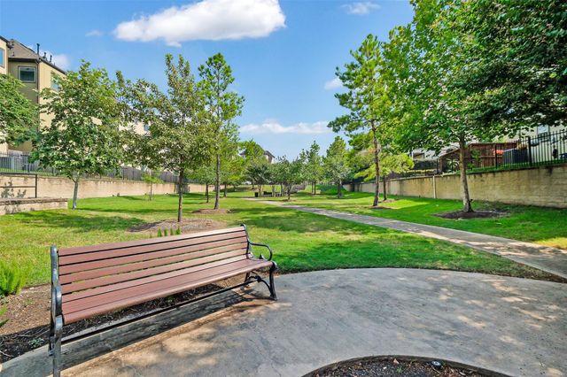 12255 Oxford Crescent Circle, Houston, TX 77082