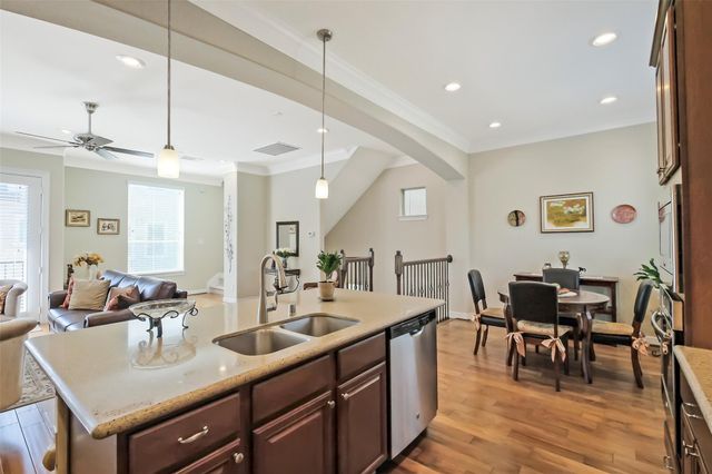 12255 Oxford Crescent Circle, Houston, TX 77082