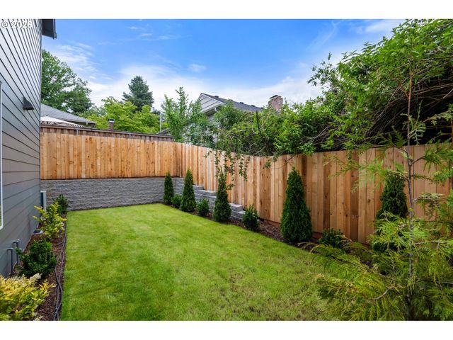 4058 Se Long St, Portland, OR 97202