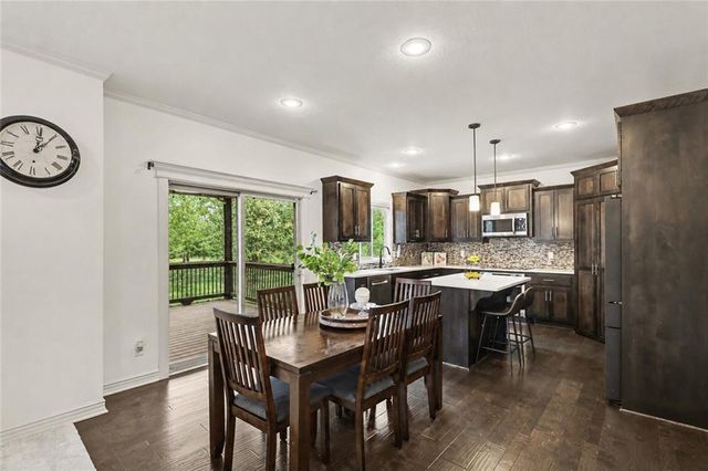 4212 SW Stoney Brook Drive, Lee's Summit, MO 64082