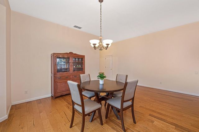 4117 Tahoe Vista Dr, Rocklin, CA 95765