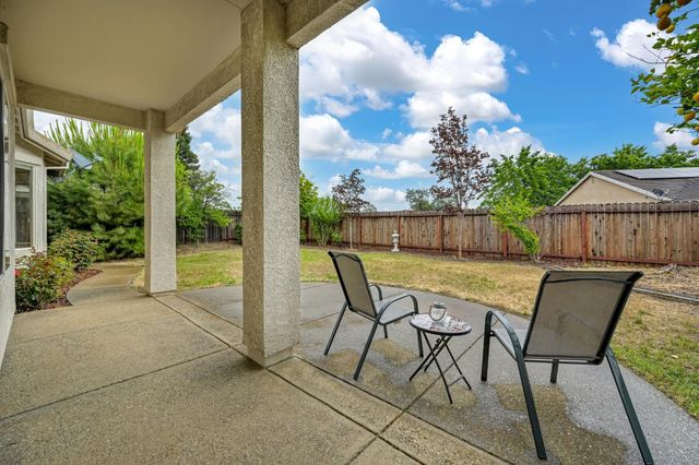 4117 Tahoe Vista Dr, Rocklin, CA 95765