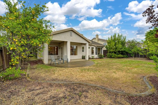4117 Tahoe Vista Dr, Rocklin, CA 95765