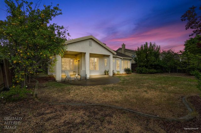 4117 Tahoe Vista Dr, Rocklin, CA 95765