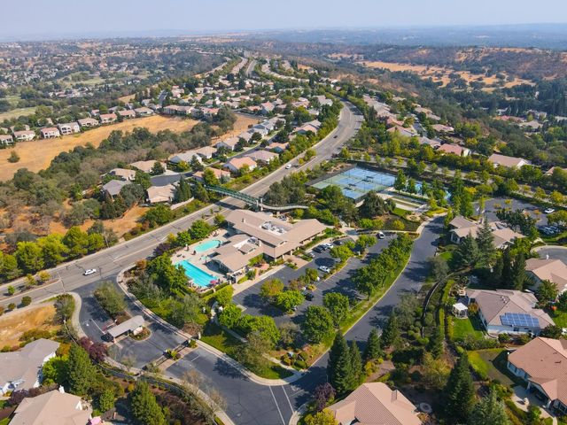 4117 Tahoe Vista Dr, Rocklin, CA 95765