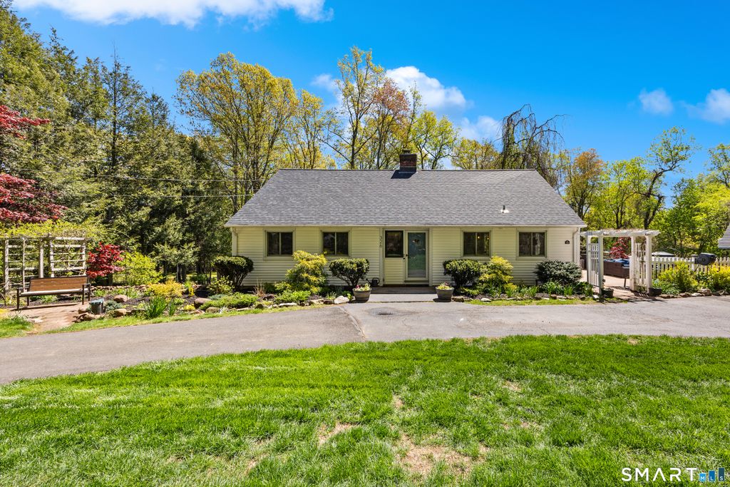 326 Grieb Road, Wallingford, CT 06492