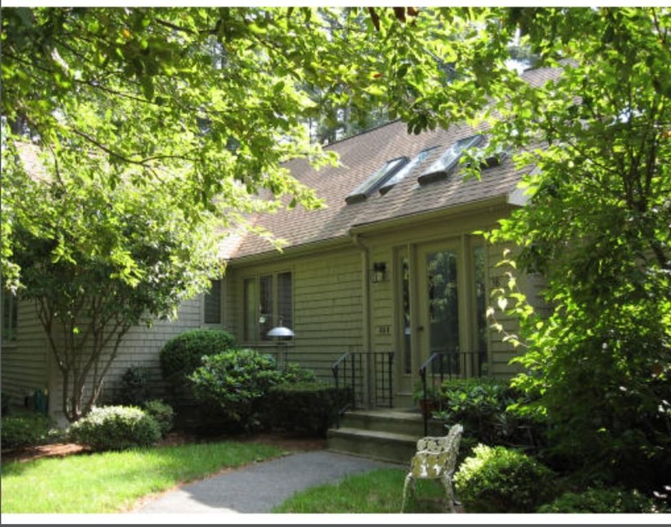 38 Trout Farm Ln 1, Duxbury, MA 02332