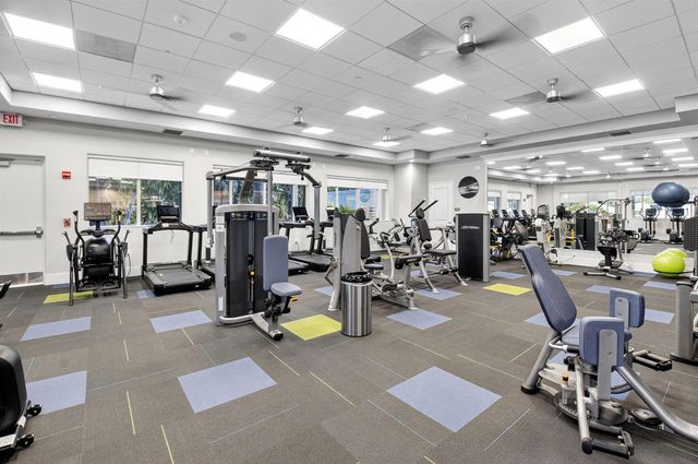 7440 W Mercada Way, Delray Beach, FL 33446