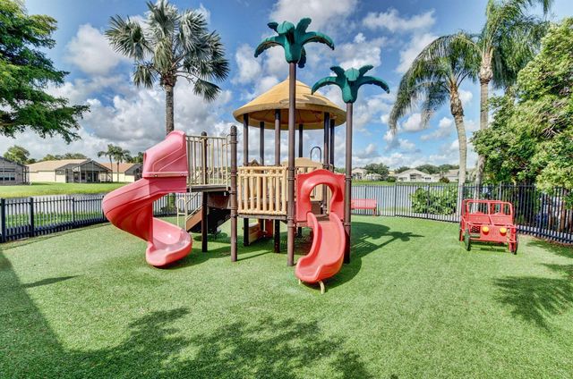 7440 W Mercada Way, Delray Beach, FL 33446