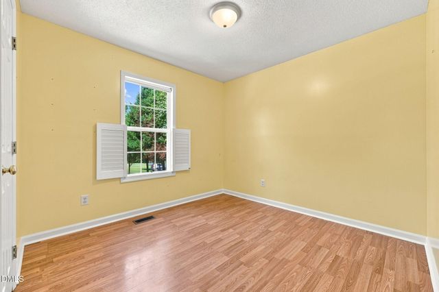 204 Dustin Drive, Benson, NC 27504