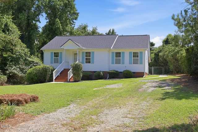 204 Dustin Drive, Benson, NC 27504