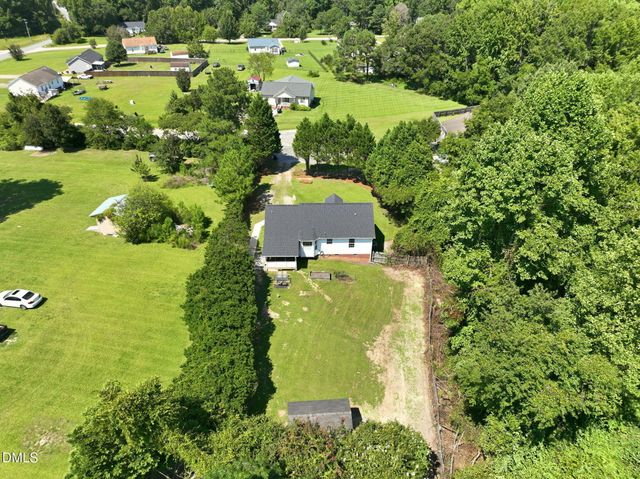 204 Dustin Drive, Benson, NC 27504