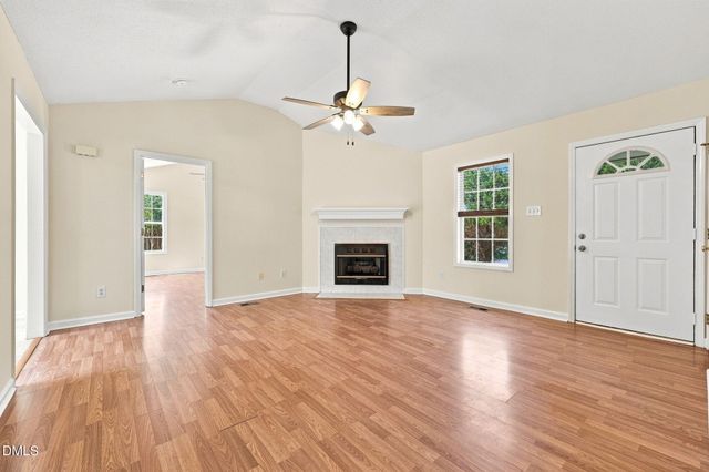 204 Dustin Drive, Benson, NC 27504