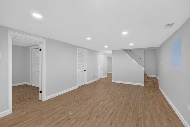 5755 W Eddy Street, Chicago, IL 60634