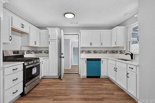 305 S Main, Benton, AR 72015