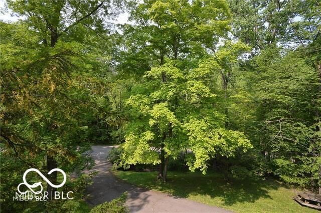 9105 Kinlock Drive, Indianapolis, IN 46256