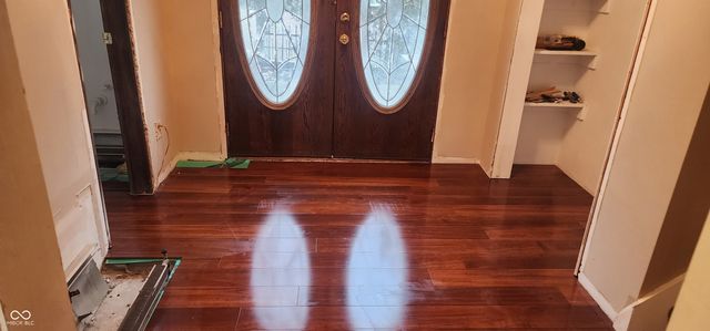 9105 Kinlock Drive, Indianapolis, IN 46256